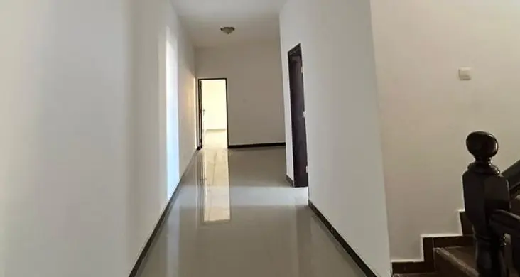 Haramous - Villa F5 à Louer à 260,000