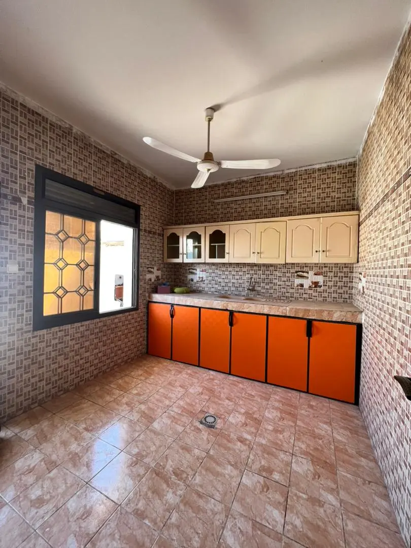 Haramous - Villa F5 à Louer à 260,000