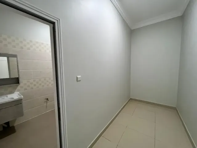 Haramous - nouvel appartement F4 à Louer