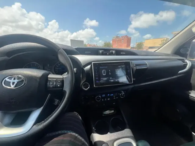 Toyota Hilux en bonne condition
