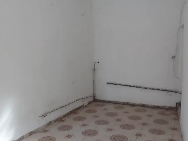Local commercial