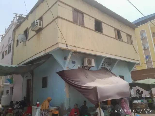 Maison duplex située au quartier 1