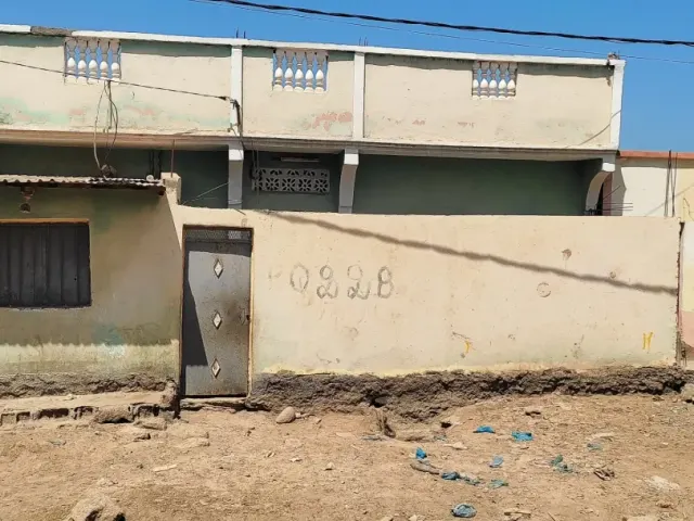 Vend d'une maison 150m² à cause d'une départ urgent cite cheikh osman