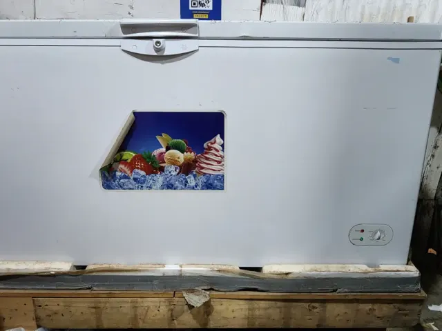 Frigo et autres matériaux d'un kiosque