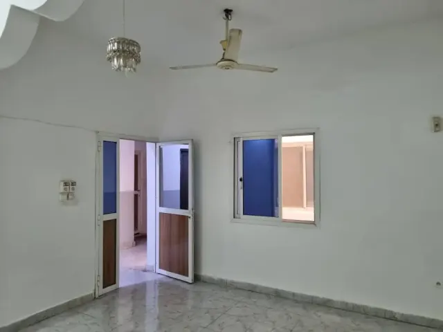 Maison F5 spacieuse à louer à Hodan 1, proche hôpital Al-Rahma