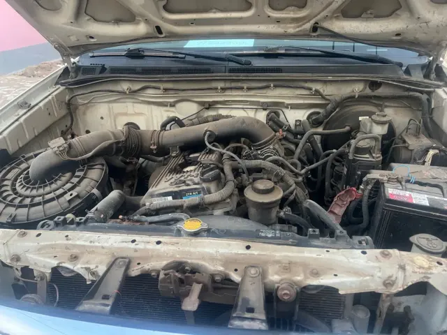 Toyota Fortuner - photo 2 sur 8