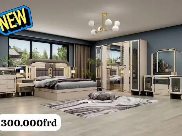 Chambre à Coucher Complète à Vendre – Lit, Armoire, Table de Nuit