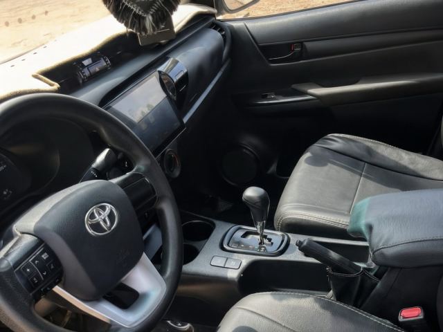 Toyota Hilux double cabine 4x4 2020, automatique, 77 000 km - photo 5 sur 8