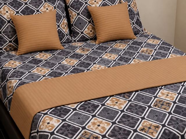 Parures de lit 2 places avec coussins, plusieurs motifs - photo 5 sur 5