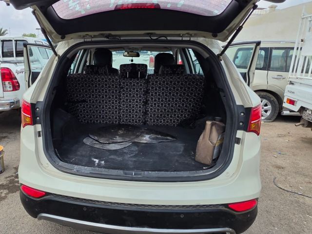 Hyundai Santafe - photo 2 sur 3