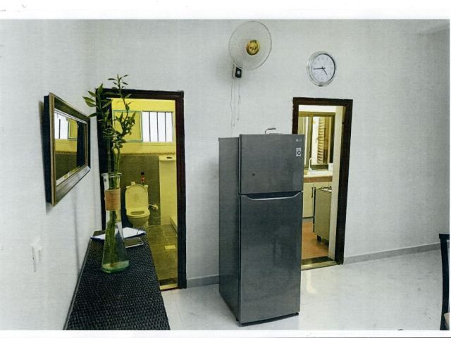 Villa F5 meublée avec cour clôturée et portail - photo 5 sur 8
