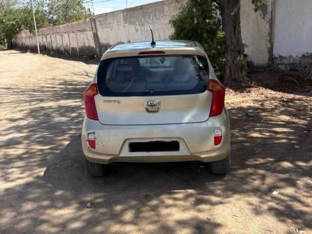 Kia Picanto 5 portes beige - photo 4 sur 4