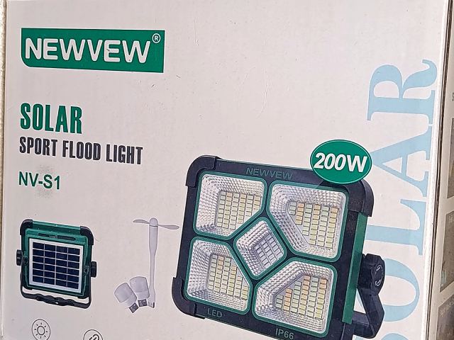 LED NEWVEW NV-S1 200W IP66 - photo 2 sur 3