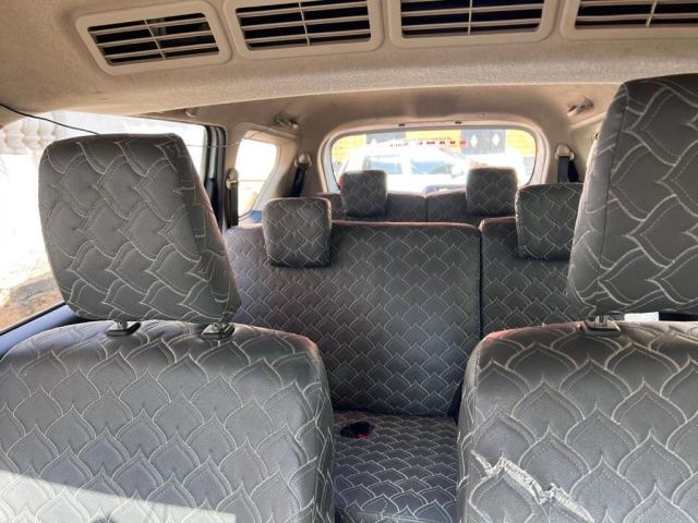 Suzuki Ertiga monospace 7 places blanc - photo 4 sur 4