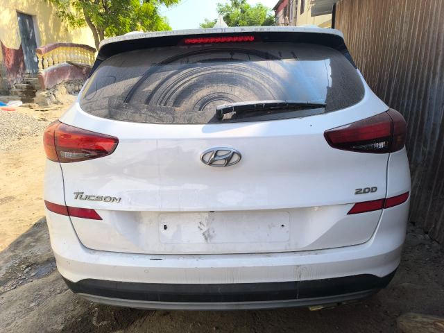 Hyundai Tucson automatique, intérieur équipé - photo 8 sur 8