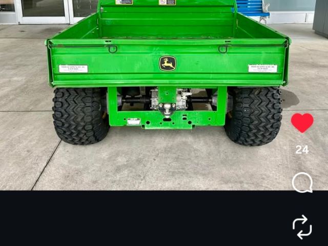 John Deere Gator utilitaire avec benne basculante - photo 6 sur 8