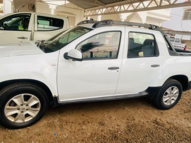 Renault Duster Oroch pick-up double cabine blanc - photo 2 sur 4