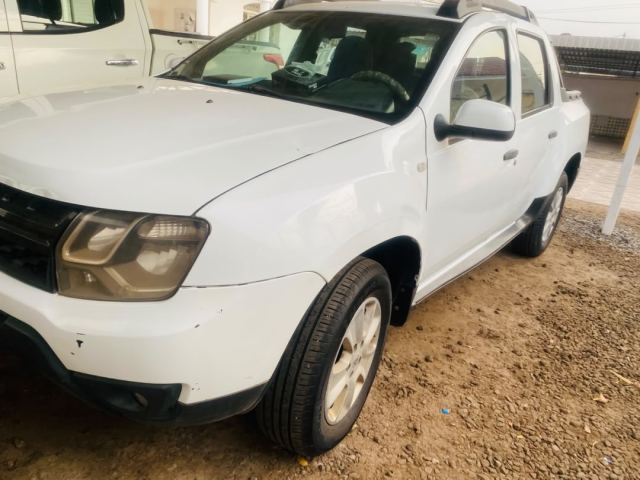 Renault Duster Oroch pick-up double cabine blanc - photo 4 sur 4