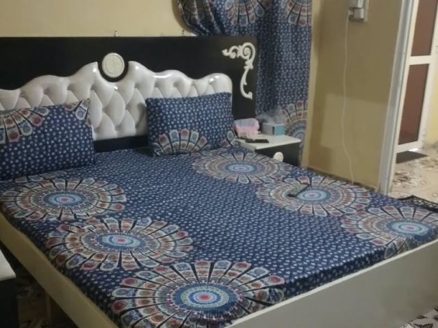 Chambre à coucher complète noir et blanc