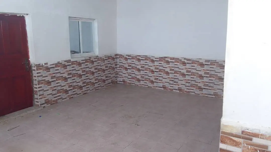 1707148572-200j.webp